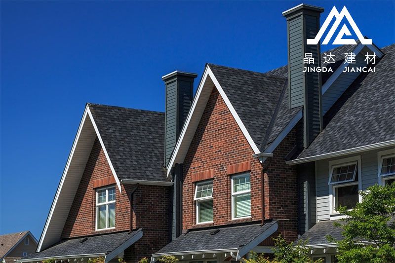 【瀝青瓦廠家】說說玻纖瓦的優(yōu)點(diǎn)